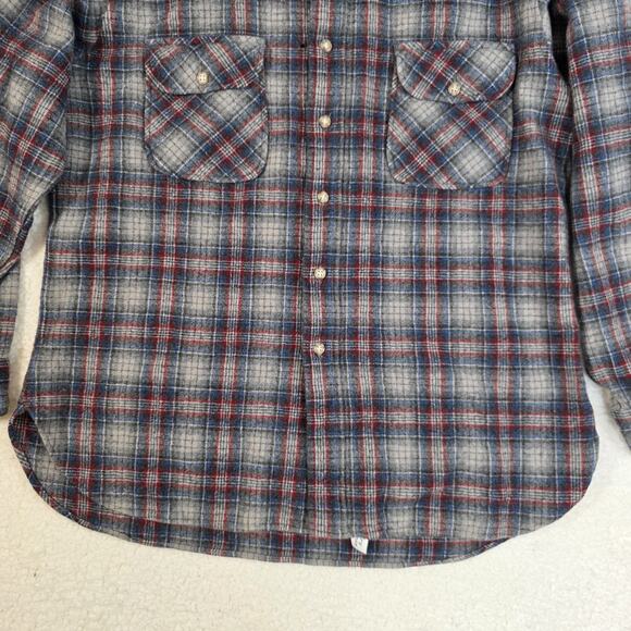Vintage Pendleton Board Tartan Wool Flannel Plaid Work Shirt XL Gray Blue Red - Picture 3 of 10